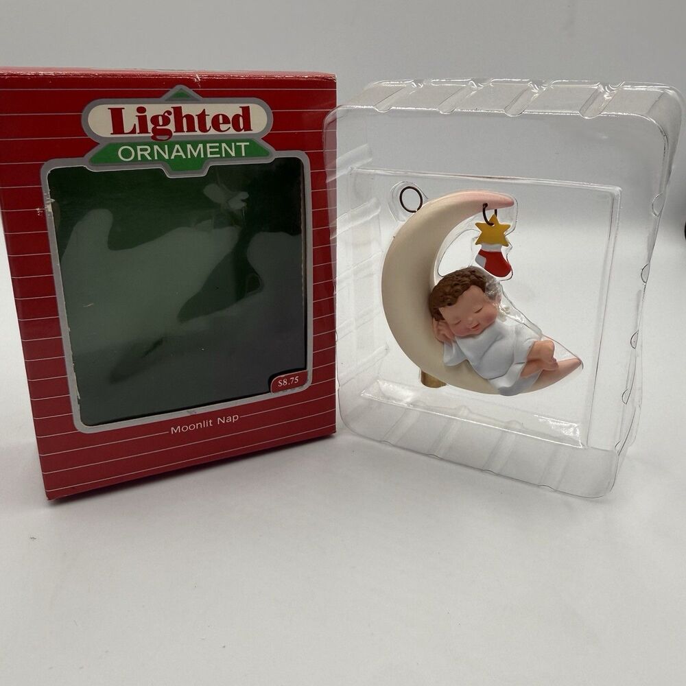 Hallmark Moonlit Nap 1988 Christmas Hallmark Lighted Ornament In Original Box.